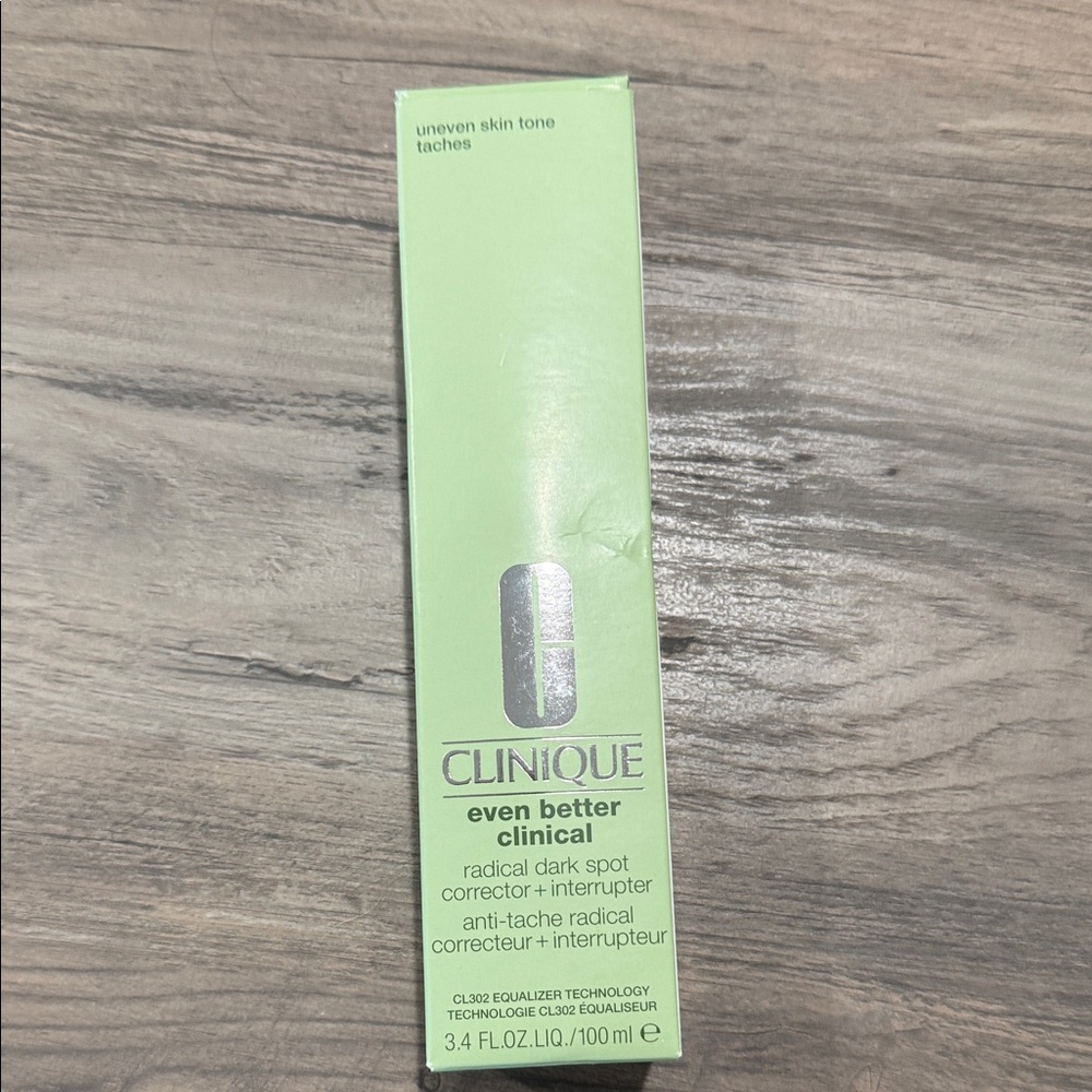 Clinique Even Better Clinical Corrector - Dark Soot Corrector - Picture 3 of 4